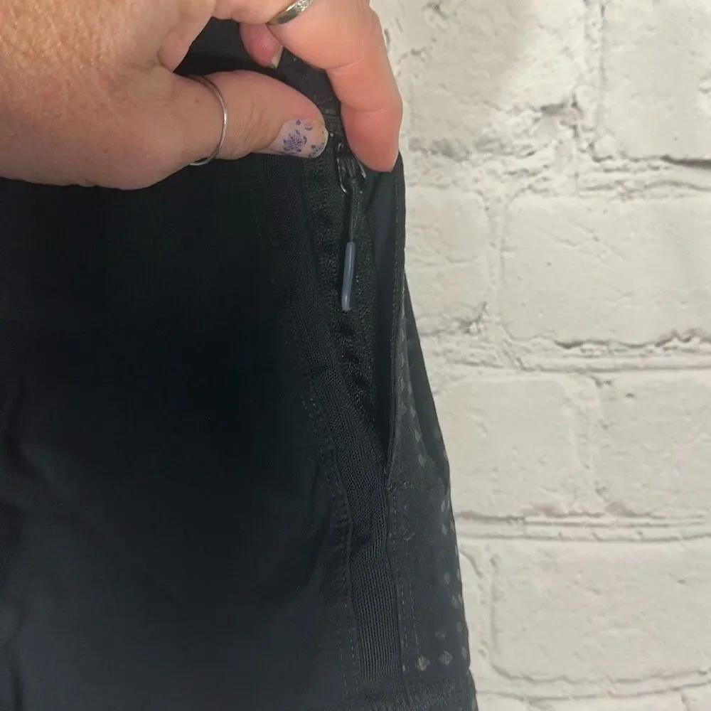 Lululemon Pace Breaker‎ Shorts Lined Gym Shorts Pockets drawstring M FLAWS